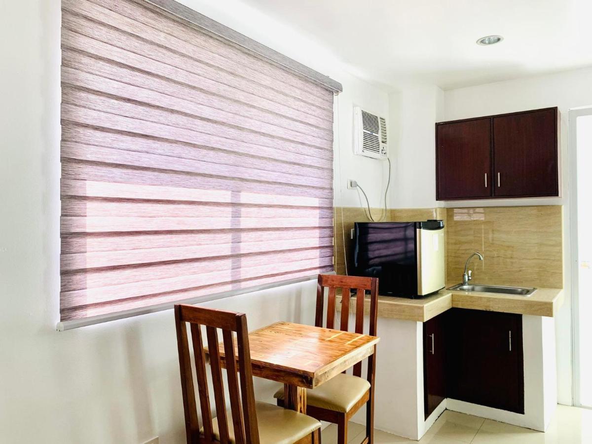 Crosswinds Hotel Paranaque City Eksteriør billede