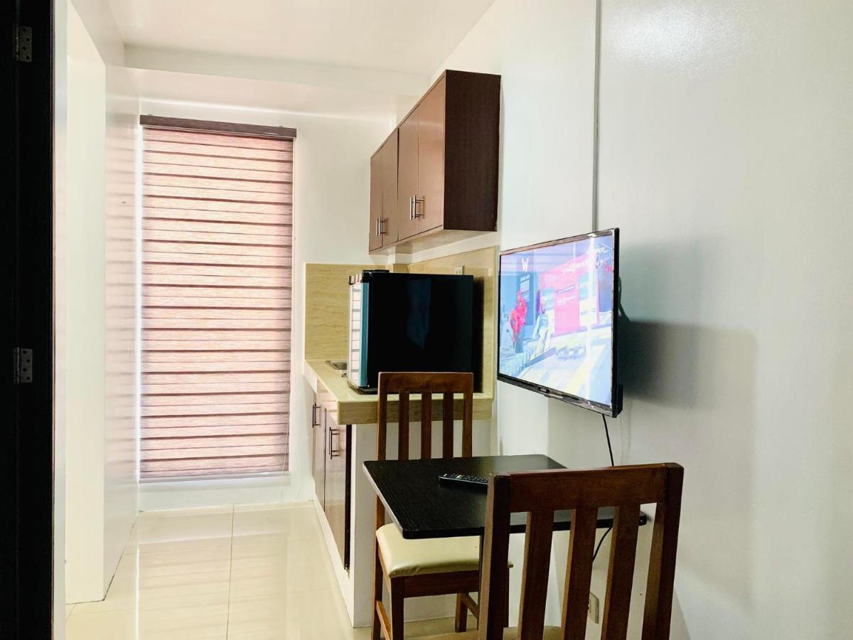 Crosswinds Hotel Paranaque City Eksteriør billede