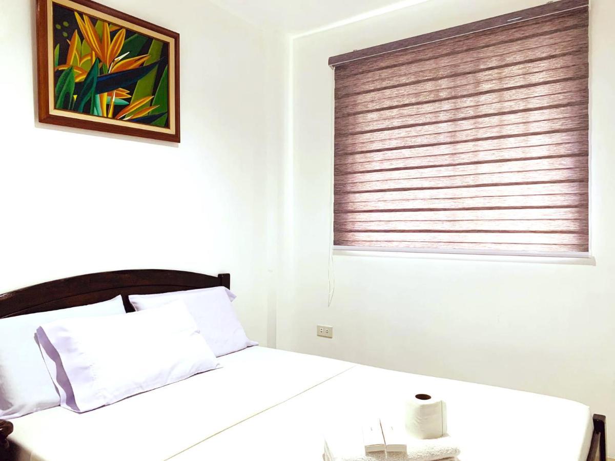 Crosswinds Hotel Paranaque City Eksteriør billede